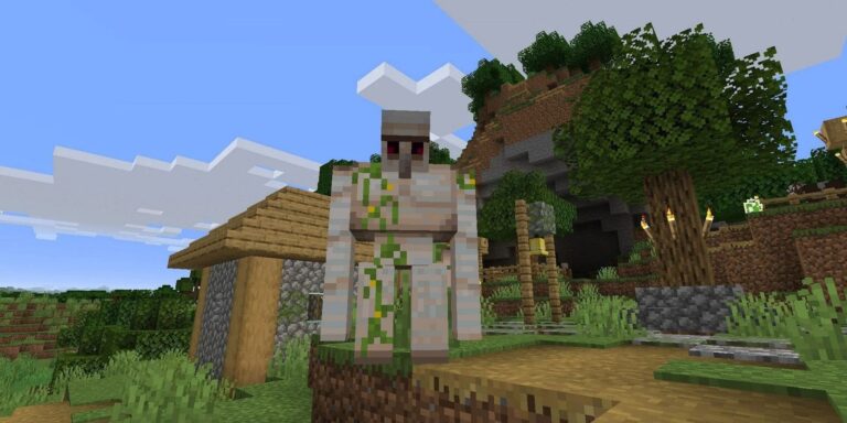 Creative Minecraft Player Shows How Cool a Netherite Golem Would Be