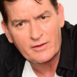 La voisine de Charlie Sheen plaide non coupable d’agression