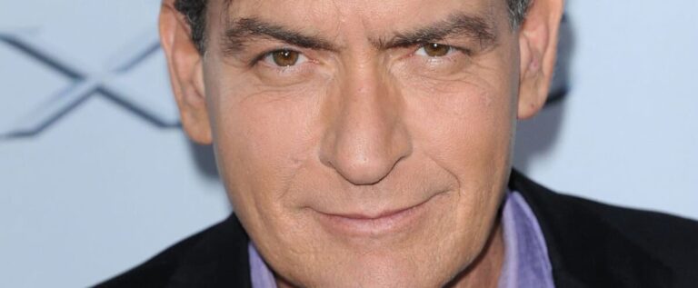 L’acteur américain Charlie Sheen agressé à son domicile de Malibu