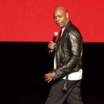 Frustré par un spectateur: Dave Chappelle met fin à son spectacle et quitte la scène