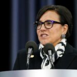 Harvard’s Penny Pritzker Keeps Job Despite Donor, Alumni Pressure to Resign