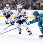 William Nylander cashes two goals, nears new contract in Leafs win