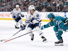 William Nylander cashes two goals, nears new contract in Leafs win