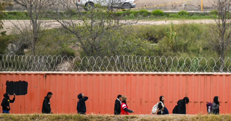 Illegal Border Crossings Plummeted in January