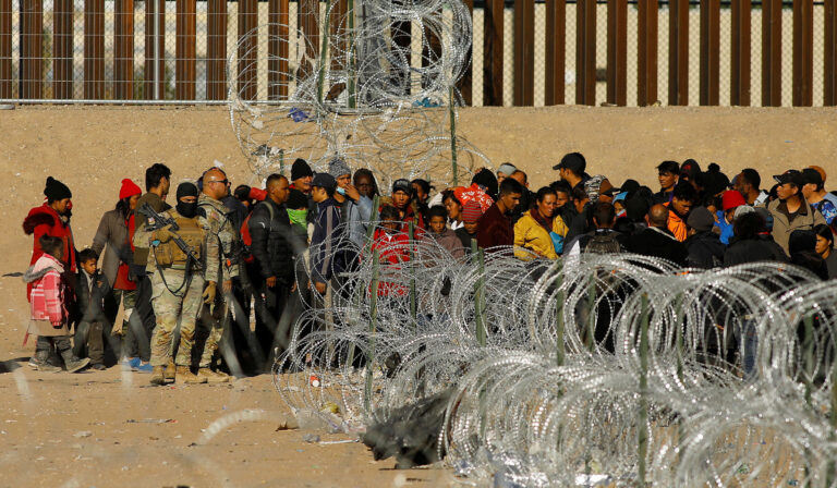 Supreme Court Extends Freeze of Texas Law Authorizing Police to Arrest Illegal Aliens