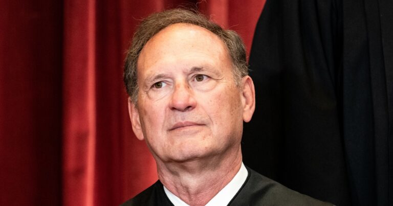 Key Senate Democrat doesn’t plan to probe Justice Alito over upside-down flag