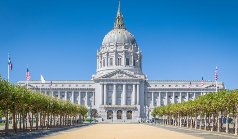 San Francisco Removes ‘Appeal to Heaven’ Flag from Civic Center amid Attacks on Alito