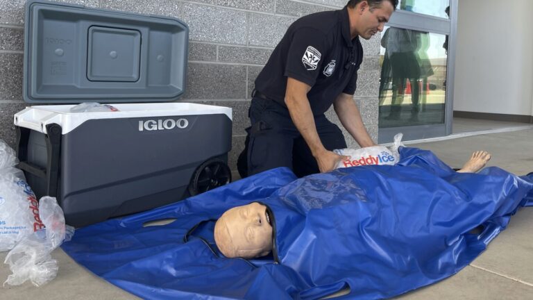 Southwest heatwave: Phoenix using ice immersion to treat heatstroke victims