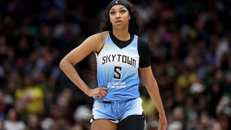 Chicago Sky vs. New York Liberty 2024 livestream: Watch WNBA for free