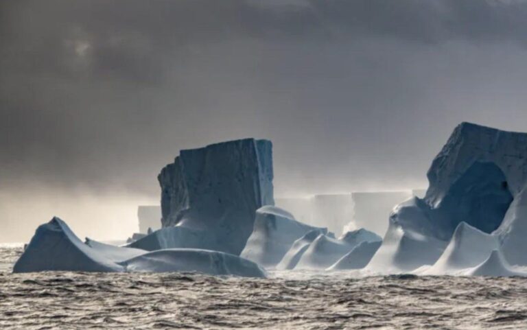 World’s largest iceberg spins in the ocean, refusing to melt